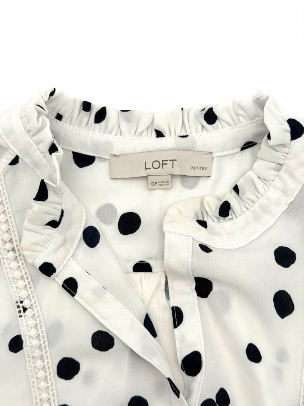 Loft Women's Sleeveless Top Blouse Ruffle Button XSP Petite Shirt White Black - Picture 3 of 4